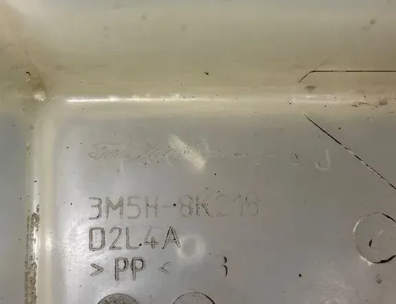 VOLVO C30 1 generation (2006-2013) Расширительный бак 3M5H8K218 33163715