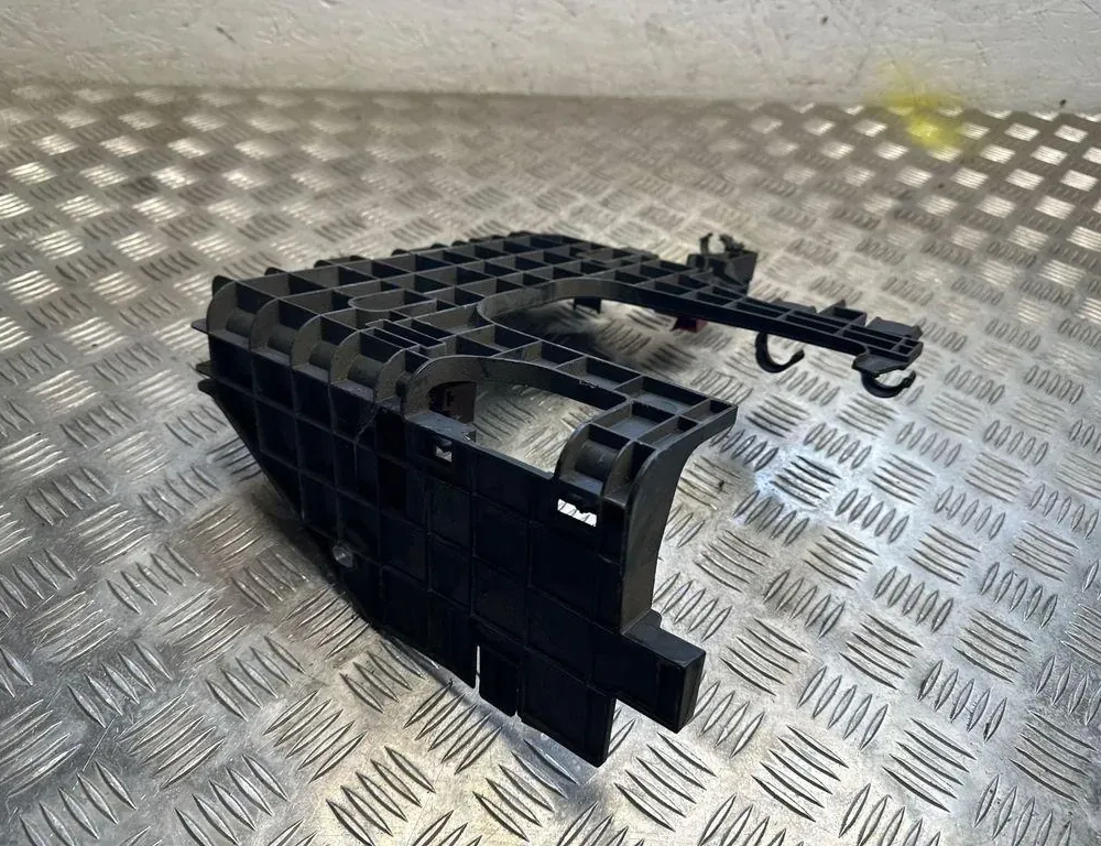 BMW i8 I12 (2013-2017) Iné diely motorového priestoru 7632887 33165546