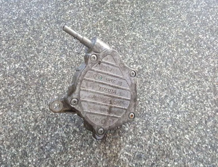 TOYOTA Avensis 2 generation (2002-2009) Vacuum Pump VAPEC198 33843946