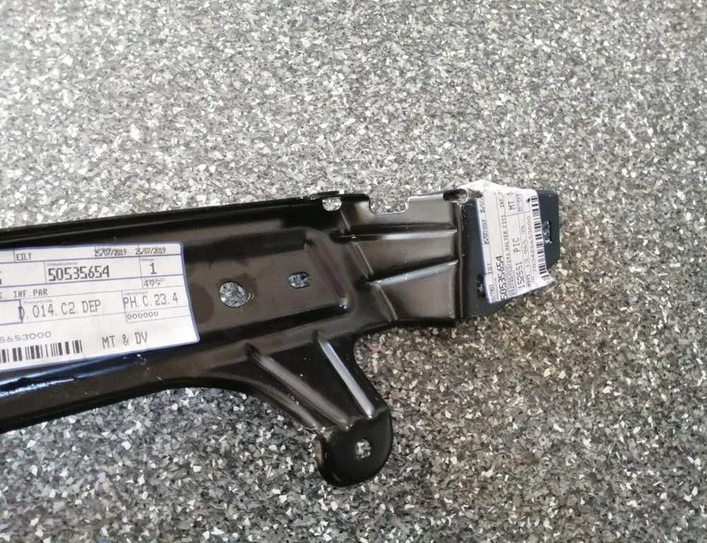 ALFA ROMEO Stelvio 949 (2017-2023) Front Right Fender Holder 68356974AA 33844807