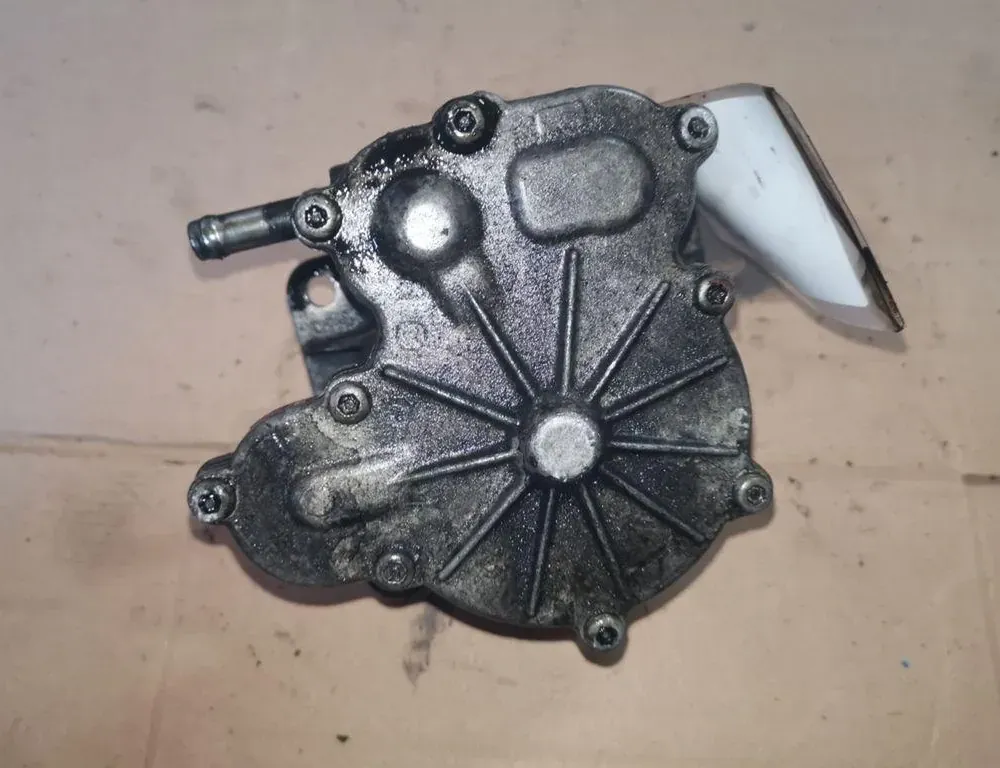 TOYOTA Avensis 2 generation (2002-2009) Vacuum Pump 33847912