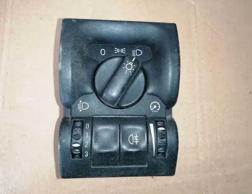 OPEL Vectra B (1995-1999) Ovládacia jednotka vypínača svetlometu 90569813 33856441