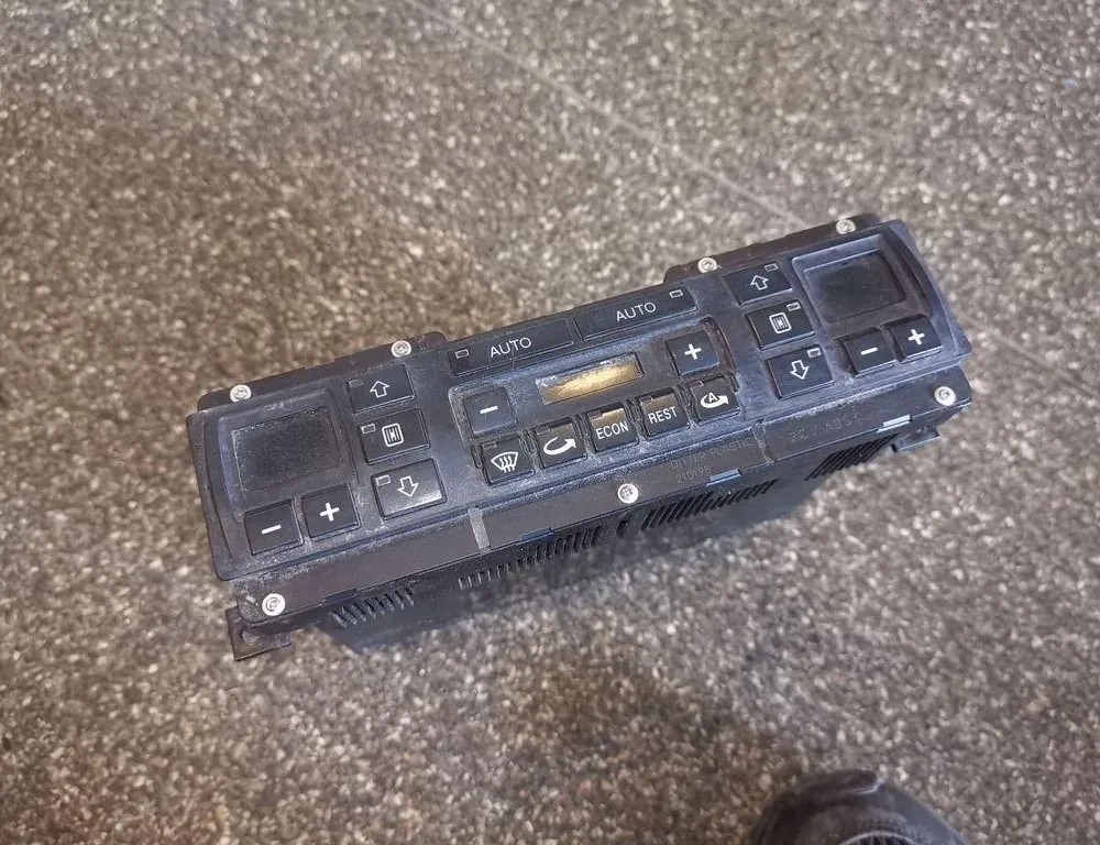 AUDI A8 D2/4D (1994-2002) Iné riadiace jednotky 33856986