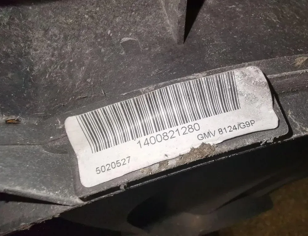 PEUGEOT Expert 2 generation (2007-2020) Motorový chladiaci ventilátor Radiátor 1497799080 33860131