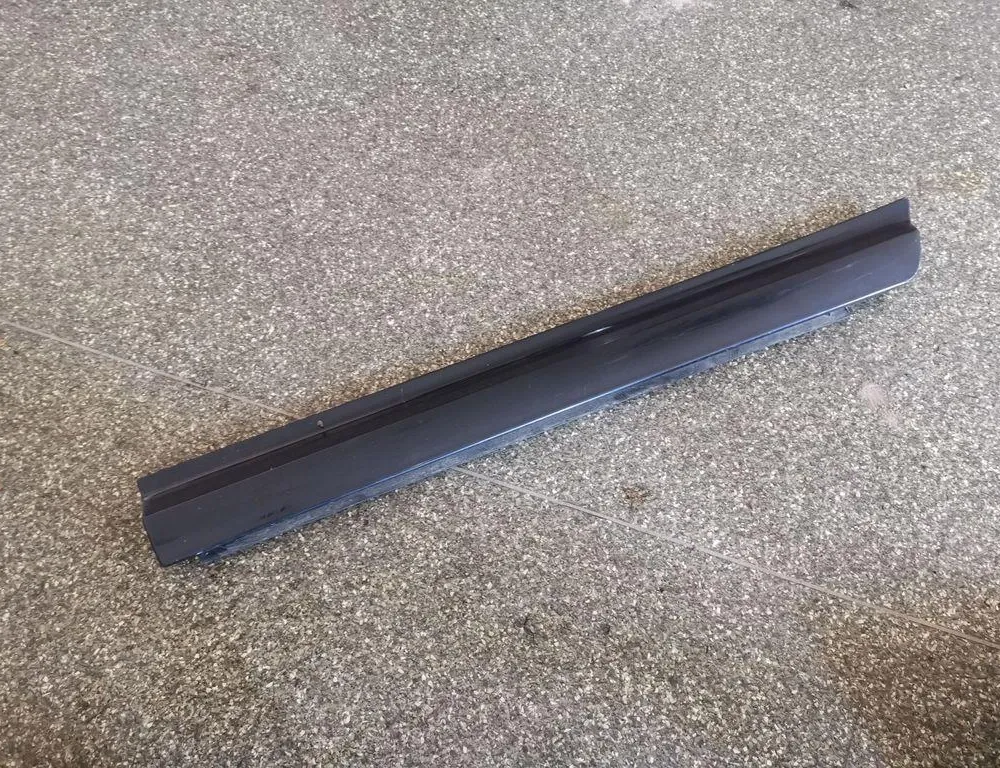 AUDI A8 D2/4D (1994-2002) Молдинг задней левой двери 33861213