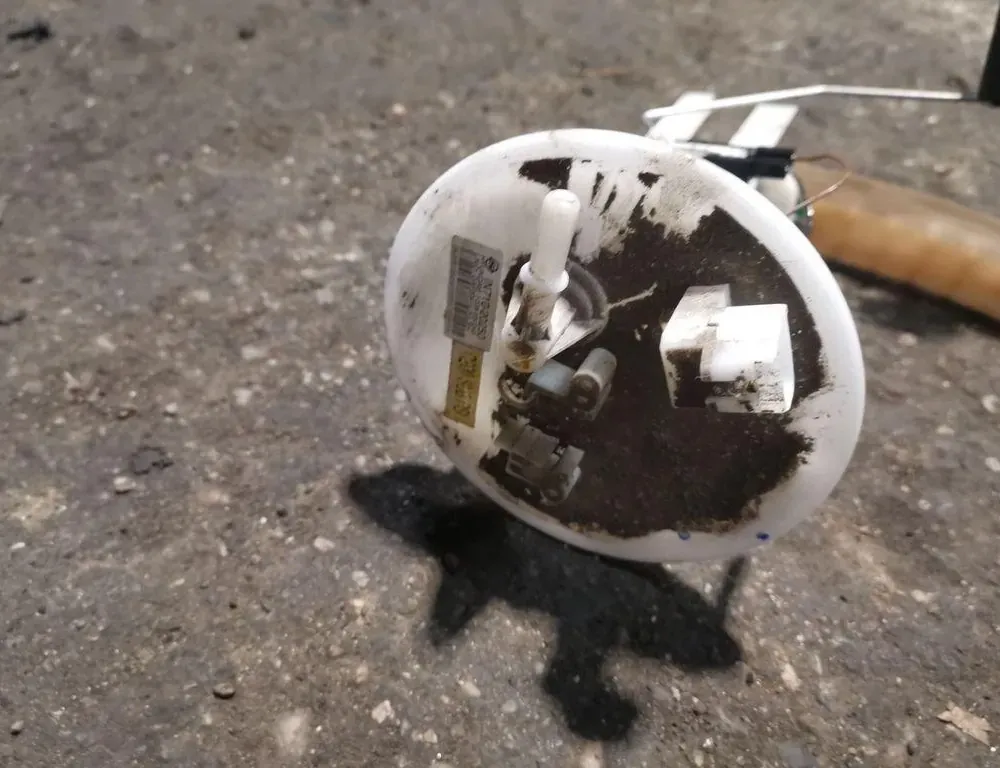 SSANGYONG Korando 3 generation (2010-2020)  датчик уровня топлива 1006830240 33867025