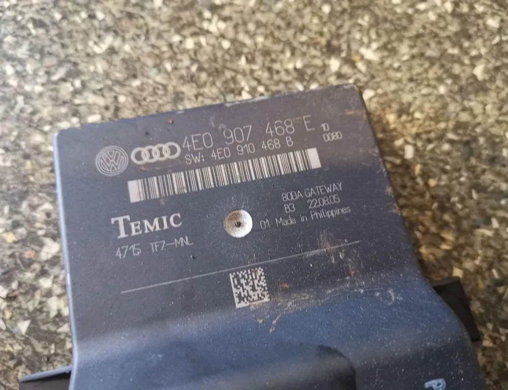 AUDI A8 D2/4D (1994-2002) Iné riadiace jednotky 4E0907468E 33871532