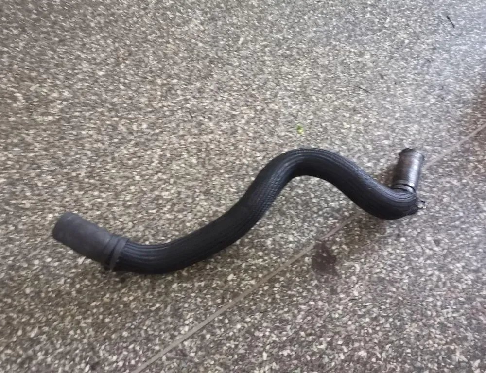 VOLVO XC60 1 generation (2008-2017) Coolant Hose Pipe 33871904