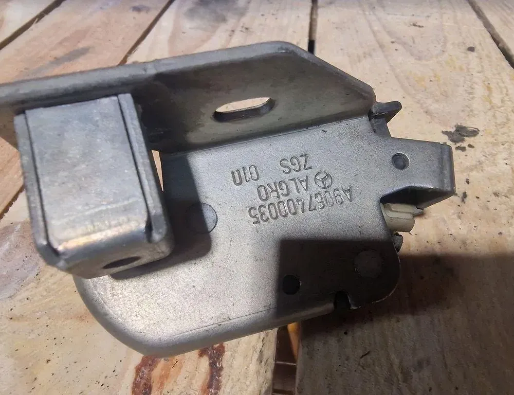 VOLKSWAGEN Crafter 1 generation (2006-2016) Tailgate Boot Lock 9067400035 33872904