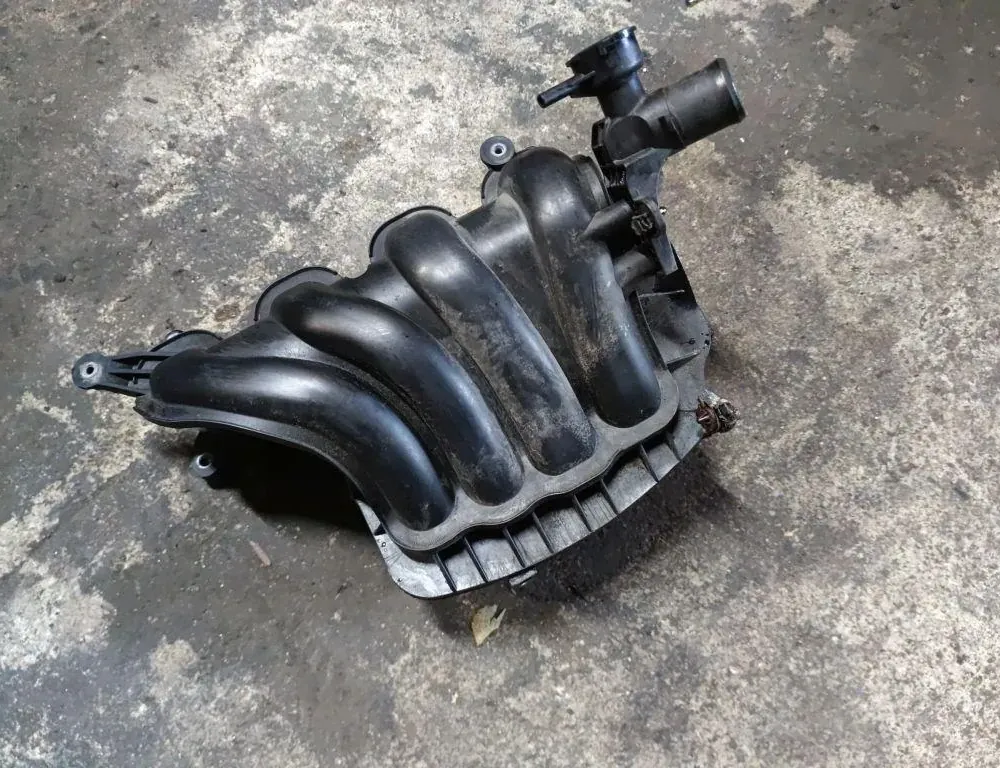 KIA Cee'd 2 generation (2012-2018) Впускной коллектор 33874718