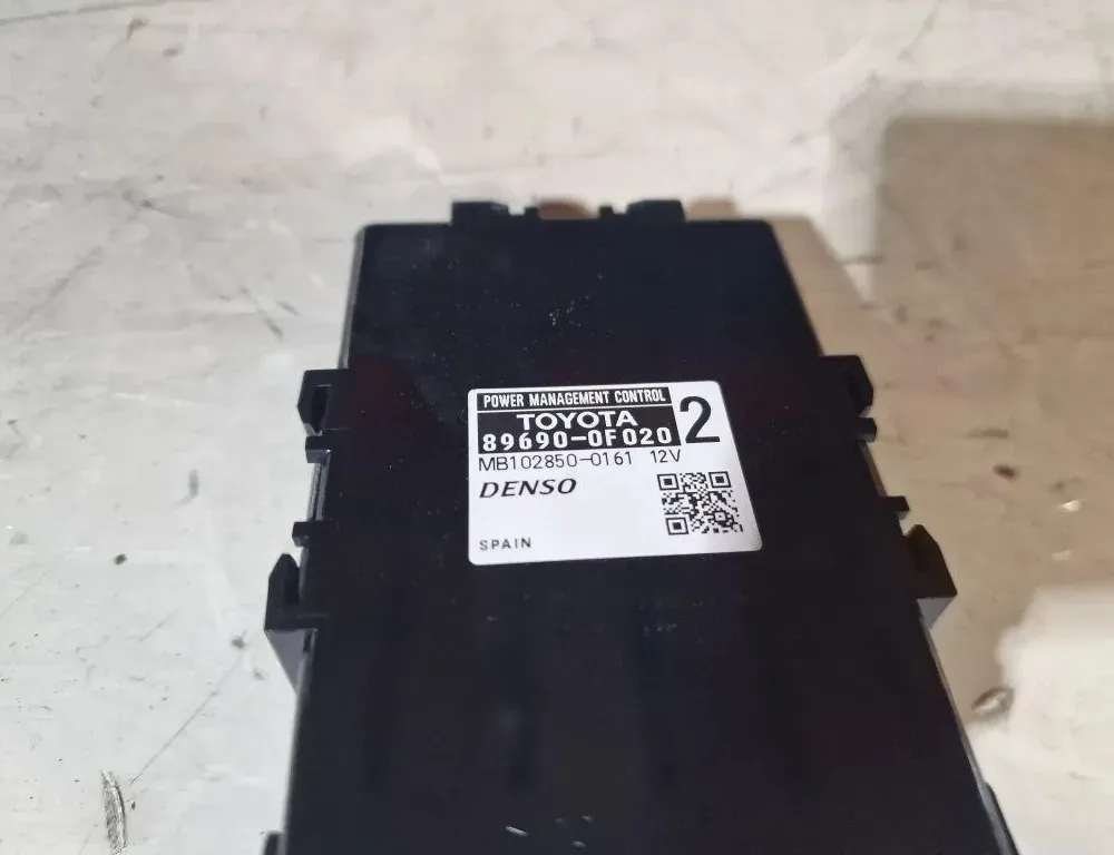 TOYOTA Corolla Verso 1 generation (2001-2009) Iné riadiace jednotky 896900F020 33877811