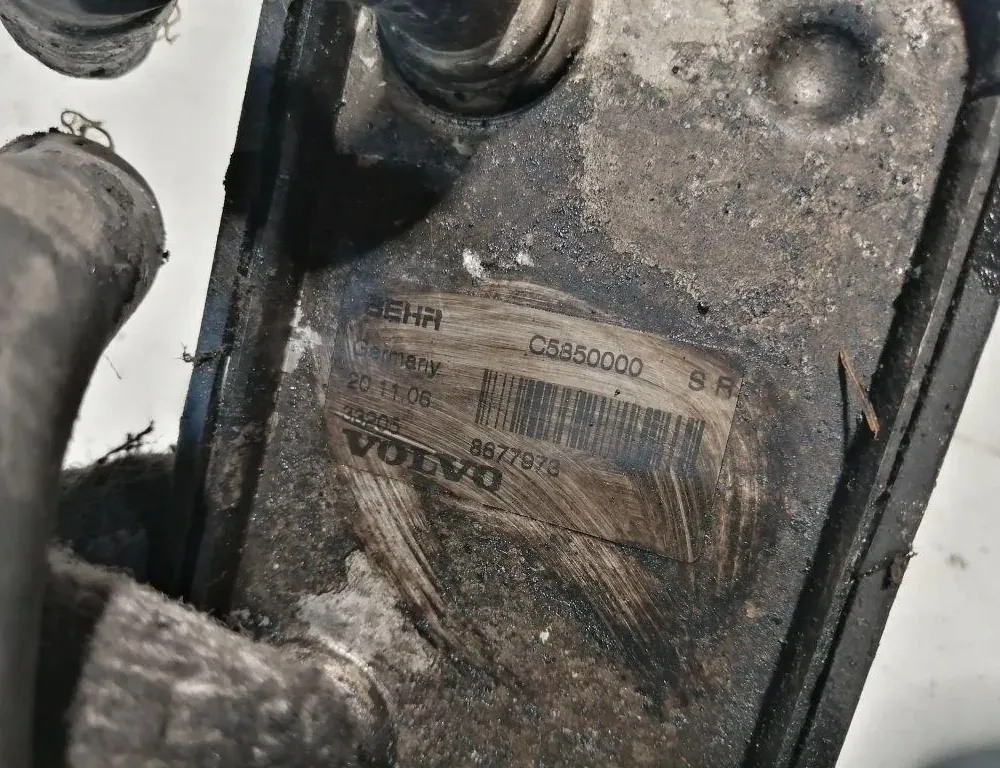 VOLVO XC60 1 generation (2008-2017) Держатель масляного фильтра 8677973 33879638