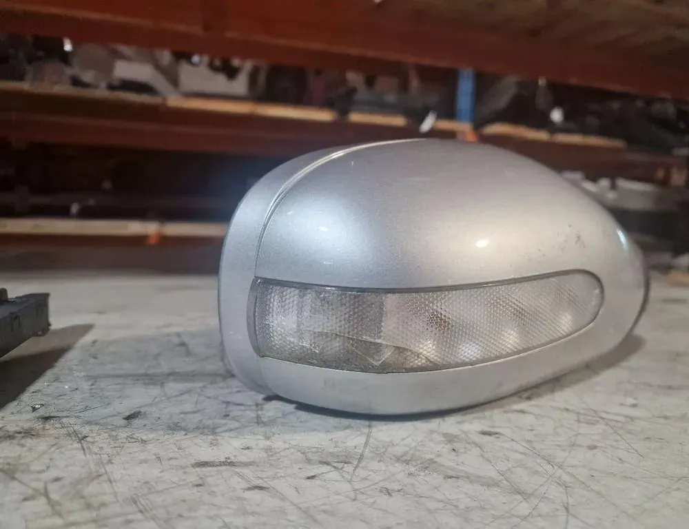 MERCEDES-BENZ C-Class W203/S203/CL203 (2000-2008) Зеркало передней правой двери 33882333