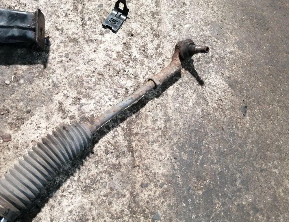 VOLVO XC60 1 generation (2008-2017) Рулевая Pейка 31302325 33883111