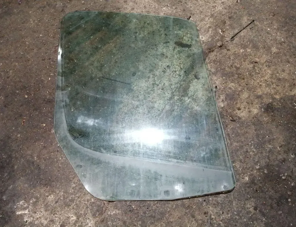 MERCEDES-BENZ Sprinter 2 generation (906) (2006-2018) Front Right Door Glass DOT27AS2M24100 33883645