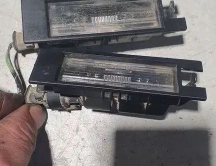 OPEL Astra J (2009-2020) Освещение номерного знака 13251936 33887185