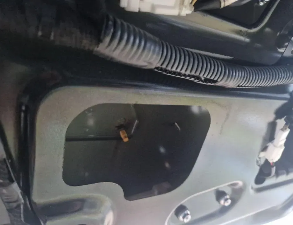 CHEVROLET Captiva 1 generation (2006-2018) Крышка багажника 33888114