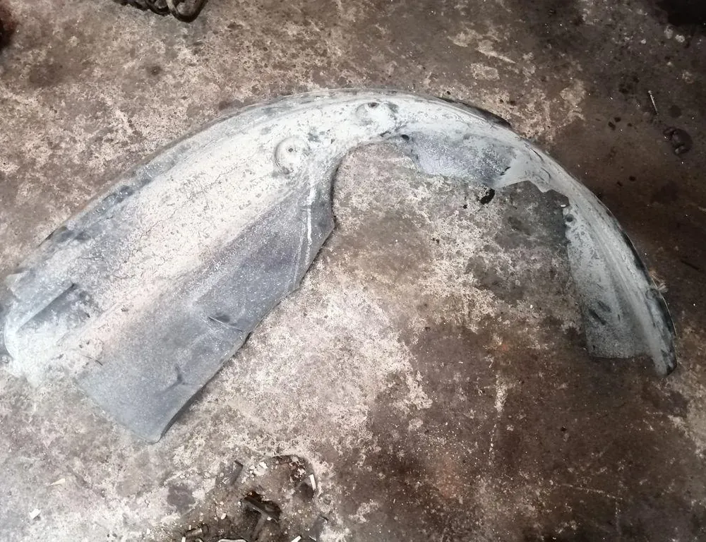 DODGE Journey 1 generation (2008-2020) Pravý predný vnútorný blatníkový podklad 05116278AD 33973908