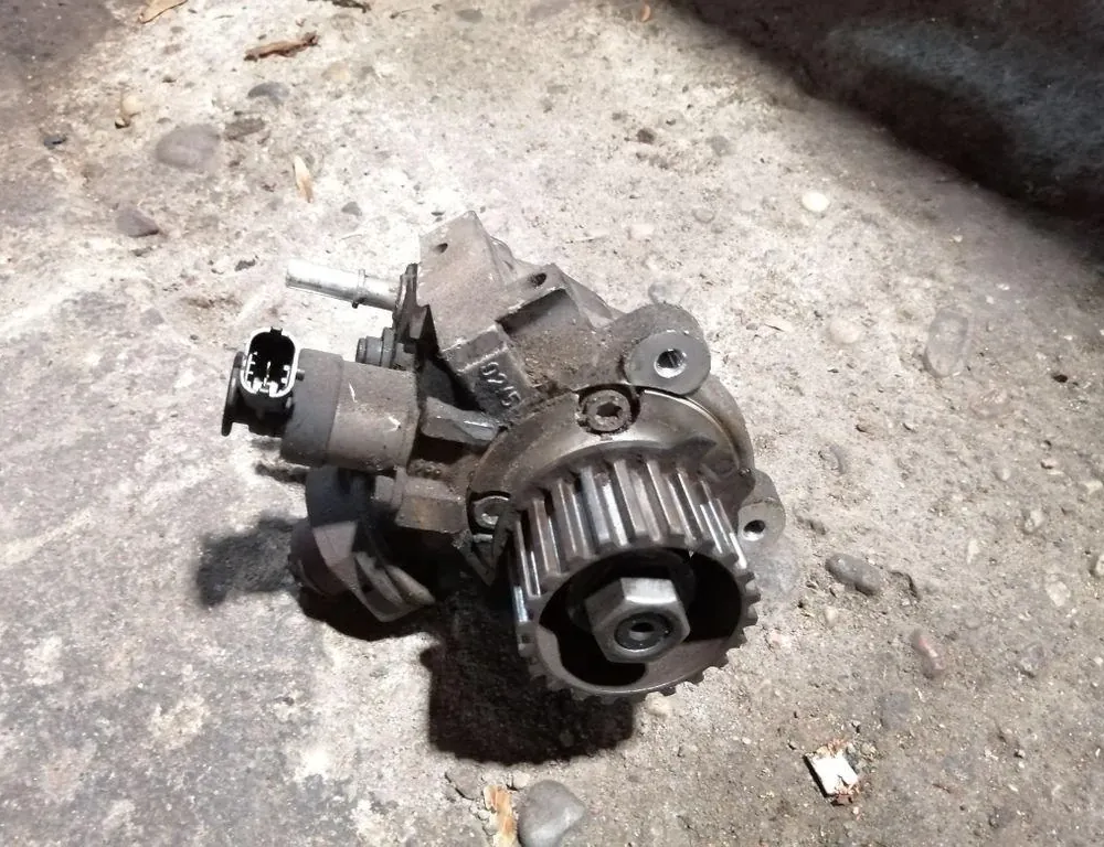 PEUGEOT Partner 2 generation (2008-2023) Топливный насос 9688499680 33967674