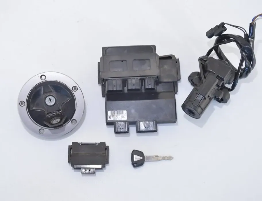 VESPA 50 Kompletná sada zámkov nádržový uzáver sada zapalovacieho prepínača 14188103