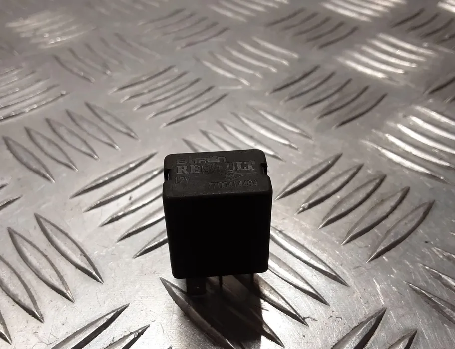RENAULT Laguna 2 generation (2001-2007) Реле 7700414484 28403334