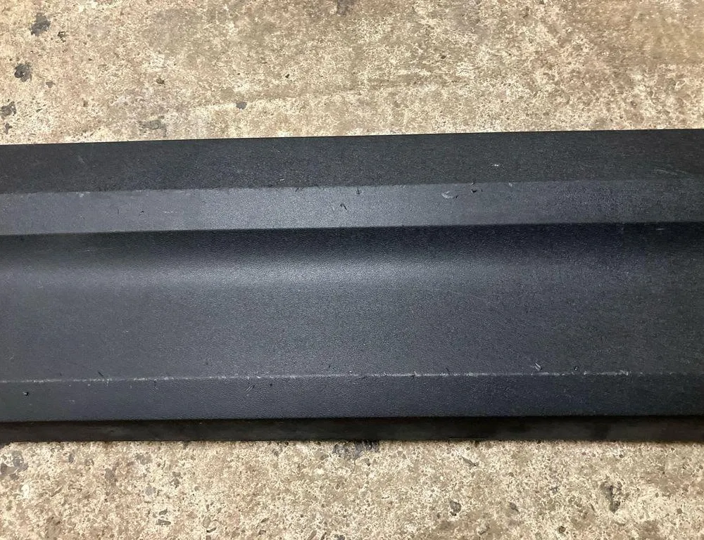 VOLVO XC40 1 generation (2017-2024) Front Left Door Molding 31448316 33441401