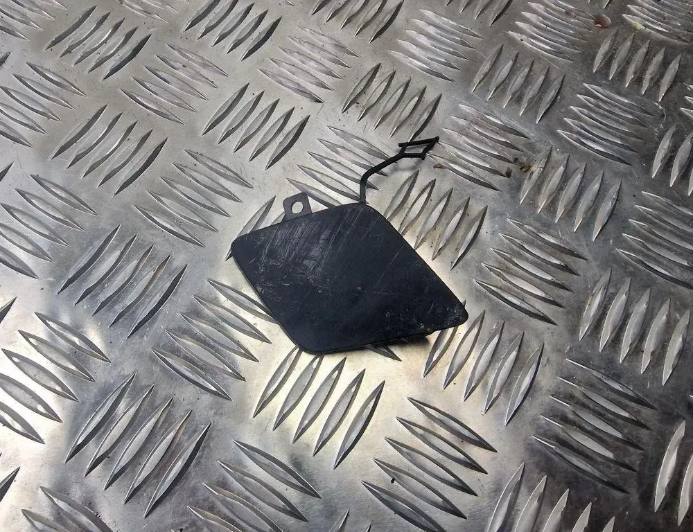 VOLKSWAGEN Passat B6 (2005-2010) Predný nárazník očko na odtahovanie kryt 3G0807155 31241249