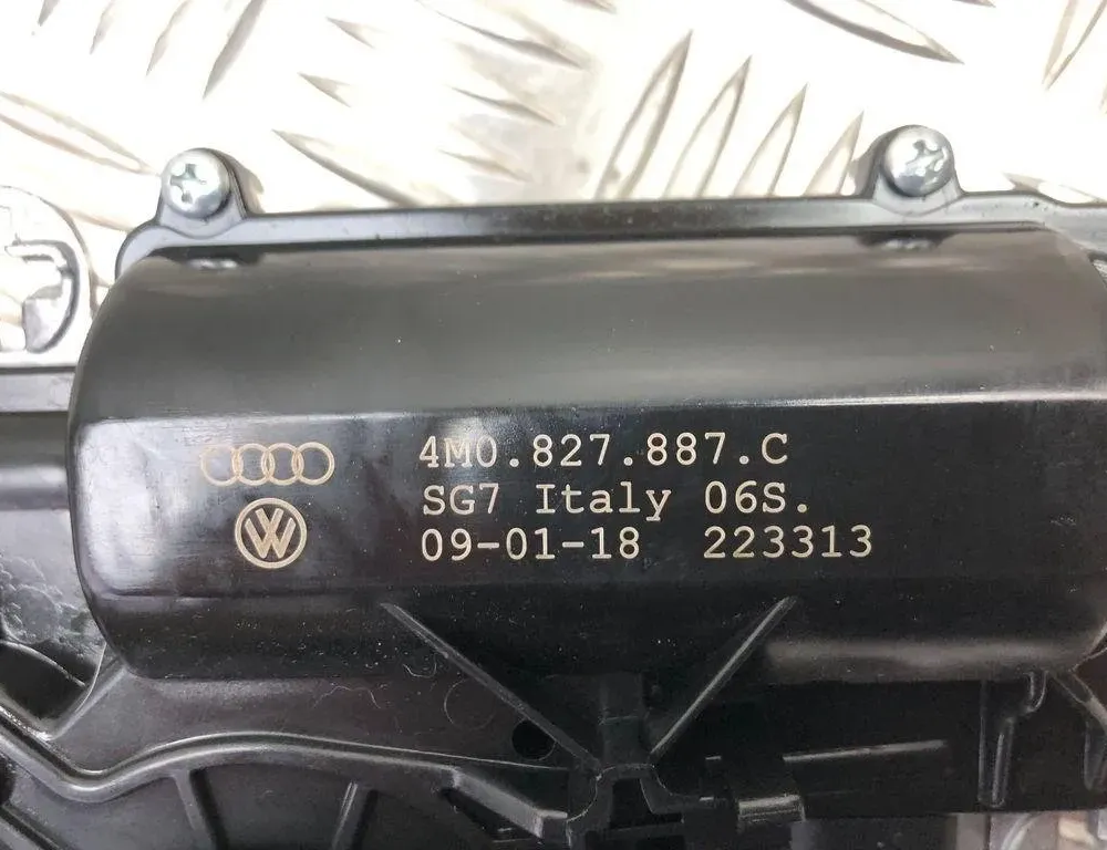 AUDI Q7 4M (2015-2024) Rear Tailgate Boot Soft Close Motor 4M0827887C 31271045