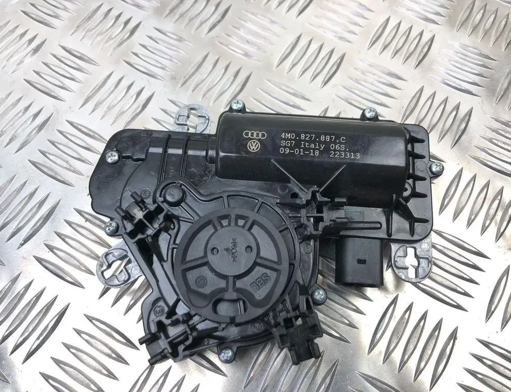 AUDI Q7 4M (2015-2024) Rear Tailgate Boot Soft Close Motor 4M0827887C 31271045