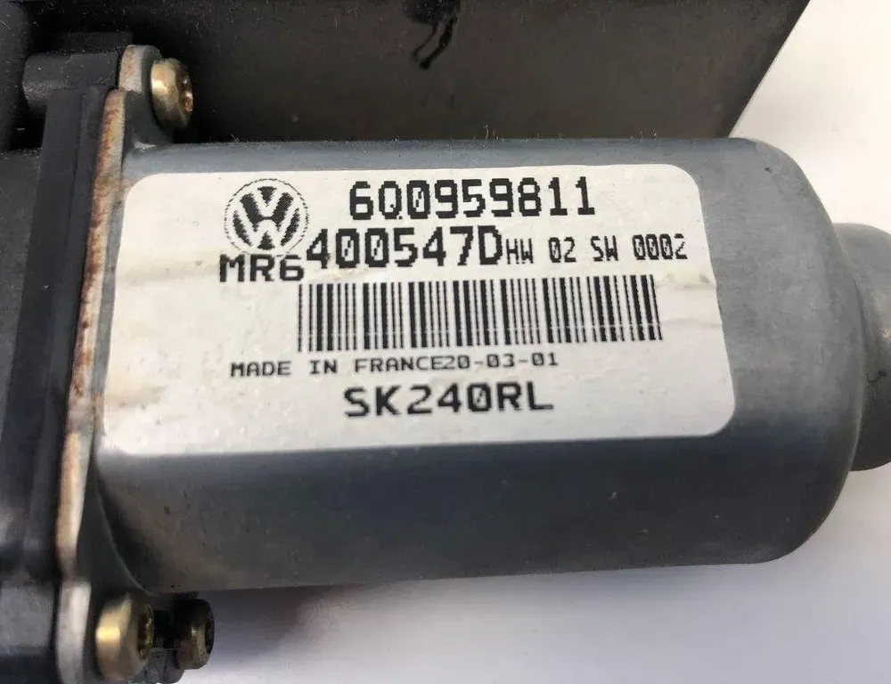 SKODA Fabia 1 generation  (2004-2007) Моторчик стеклоподъемника задней левой двери 6Q0959811 31271293