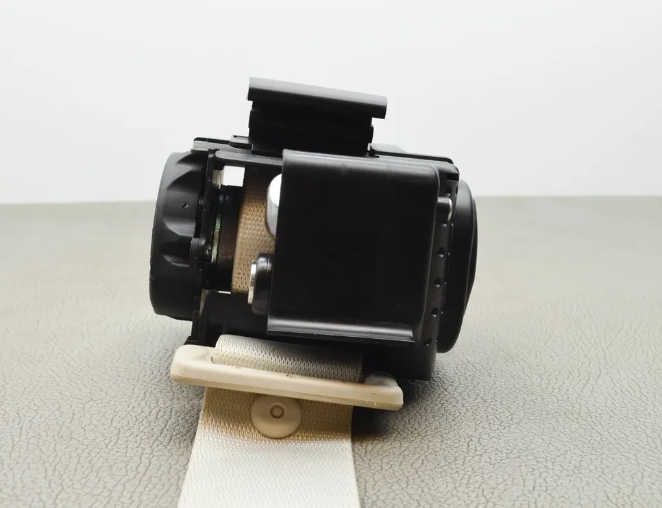 BMW 7 Series G11/G12 (2015-2023) Ľavý zadný bezpečnostný pás 7434183 11478020