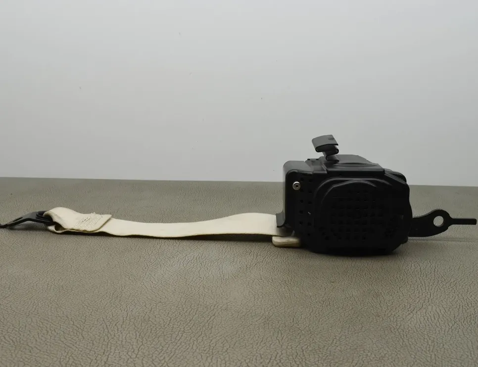 BMW 7 Series G11/G12 (2015-2023) Ľavý zadný bezpečnostný pás 7434183 11478020