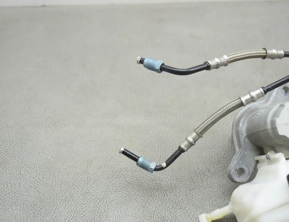 BMW 3 Series F30/F31 (2011-2020) Brzdový valec 7851569 15454176