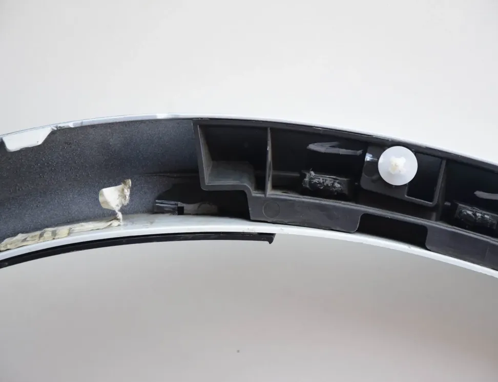 BMW X5 G05/G18 (2018-2024) Ľavé zadné blatníkové lemovanie 8069291 33355443