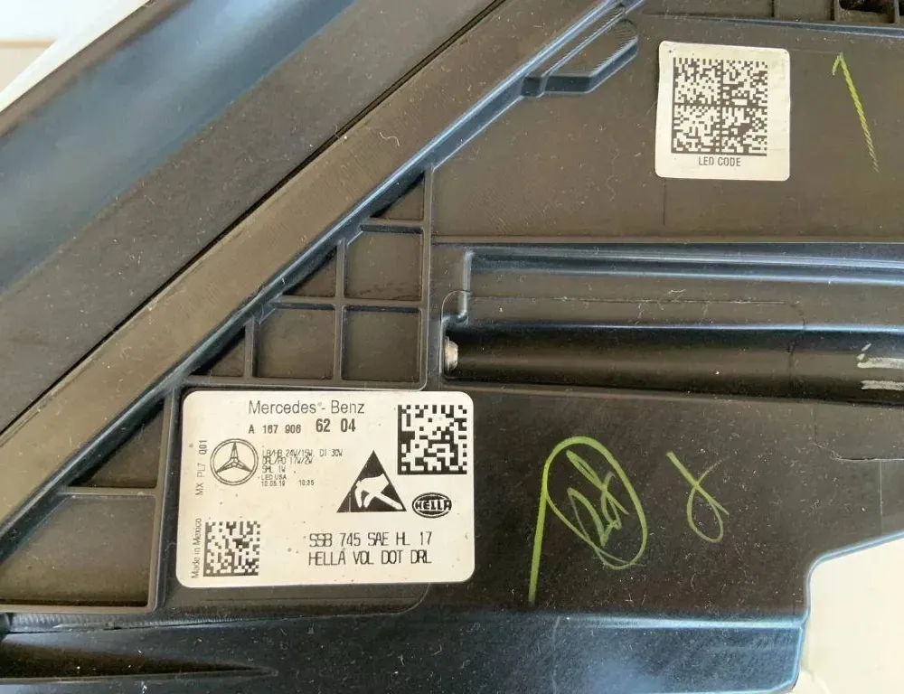 MERCEDES-BENZ GLE W167 (2019-2024) Pravé predné svetlo A1678260600,A1679066204,A2479026401,A2479018402,55B745SAE,A2479004204 33973422