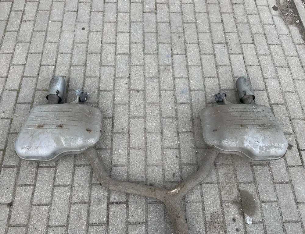 AUDI A4 B9/8W (2015-2024) Výfuk 8W0253411A 33775944