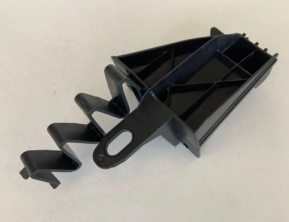 AUDI A4 B9/8W (2015-2024) Front Right Bumper Bracket 8W0807334A 34019120