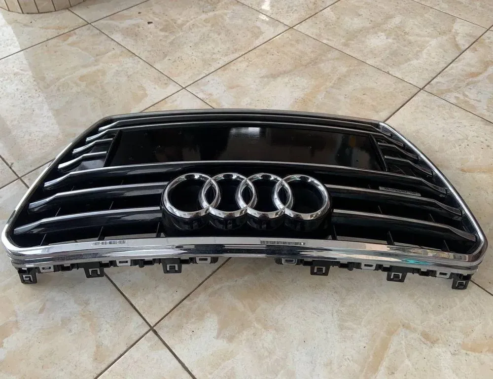 AUDI A7 C7/4G (2010-2020) Predný horný mriežka 4G8853651D,4G8853651C 33971920
