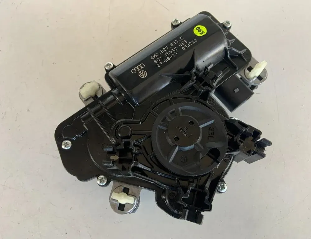 AUDI Q7 4M (2015-2024) Rear Tailgate Boot Soft Close Motor 4M0827887C 33972212