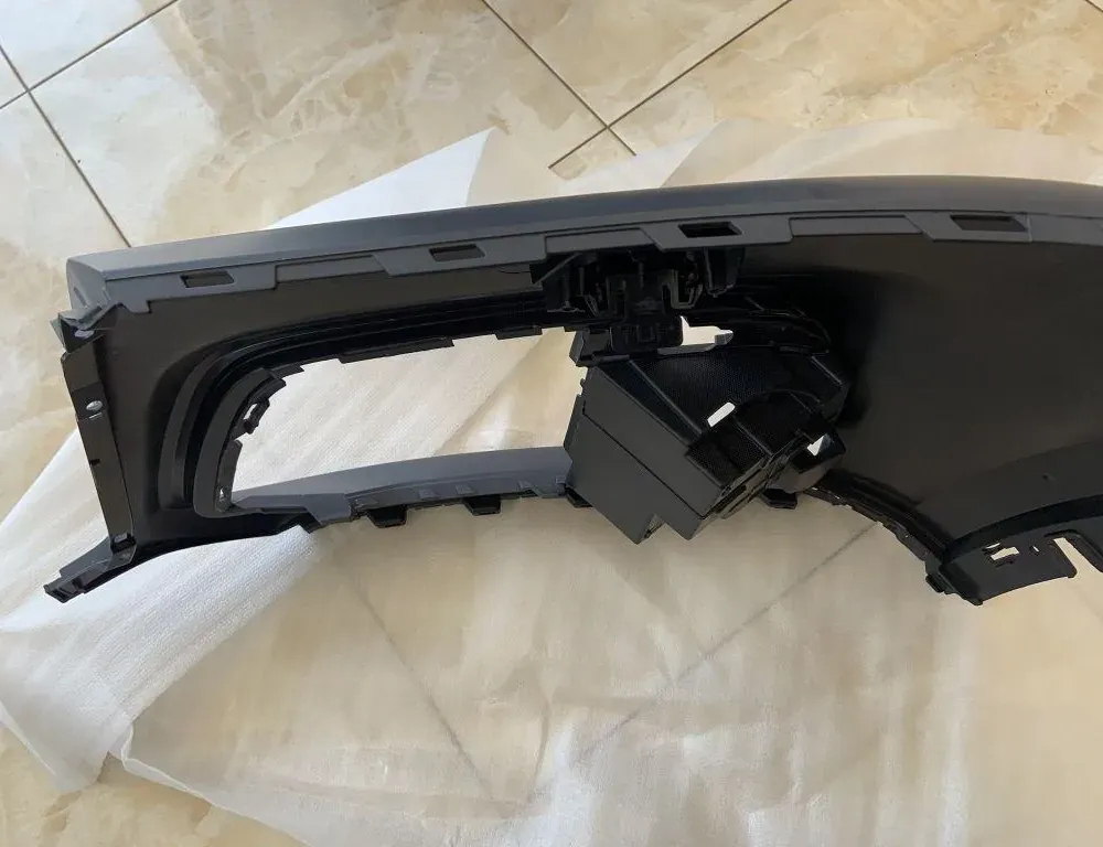 AUDI Q5 8R (2008-2017) Pravý roh predného nárazníka 80A807438E 33971298