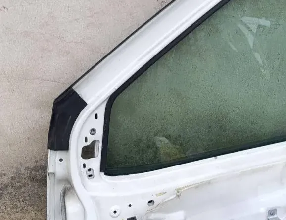 OPEL Combo D (2011-2020) Front Right Door 33263485