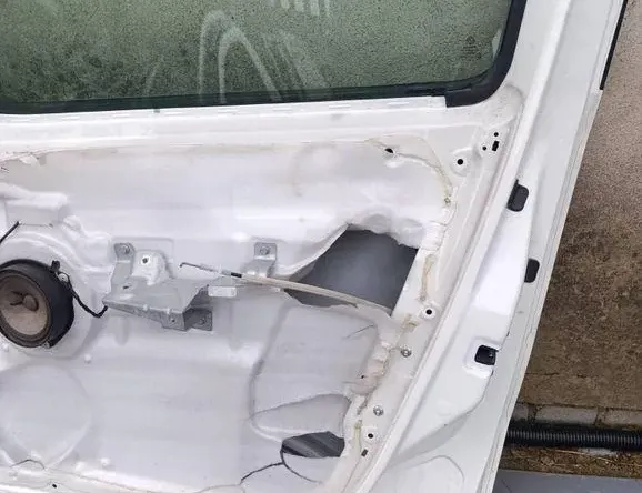 OPEL Combo D (2011-2020) Front Right Door 33263485