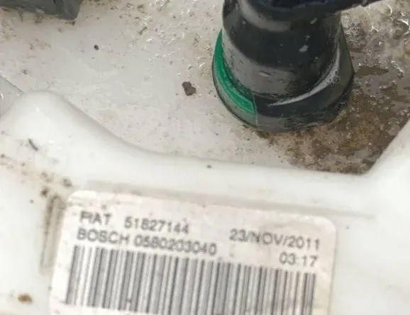 FIAT Doblo 2 generation (2009-2024) V nádrži palivové čerpadlo 51827144 33265440