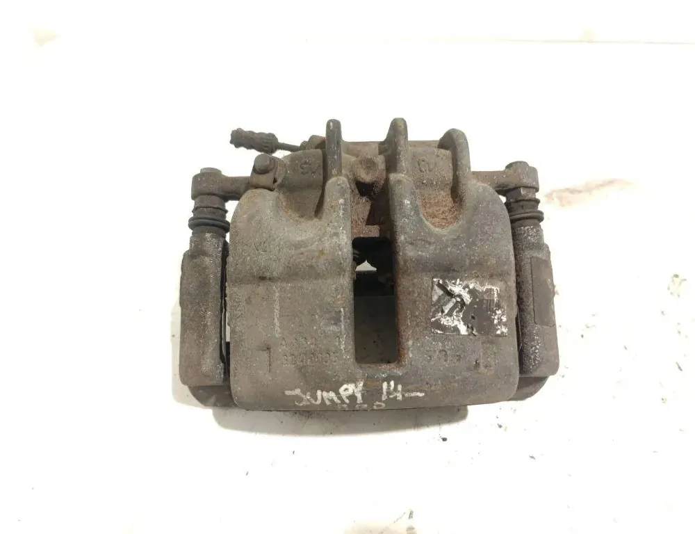 CITROËN Jumpy 2 generation (2007-2016) Супорт тормозов передний правый 33395680