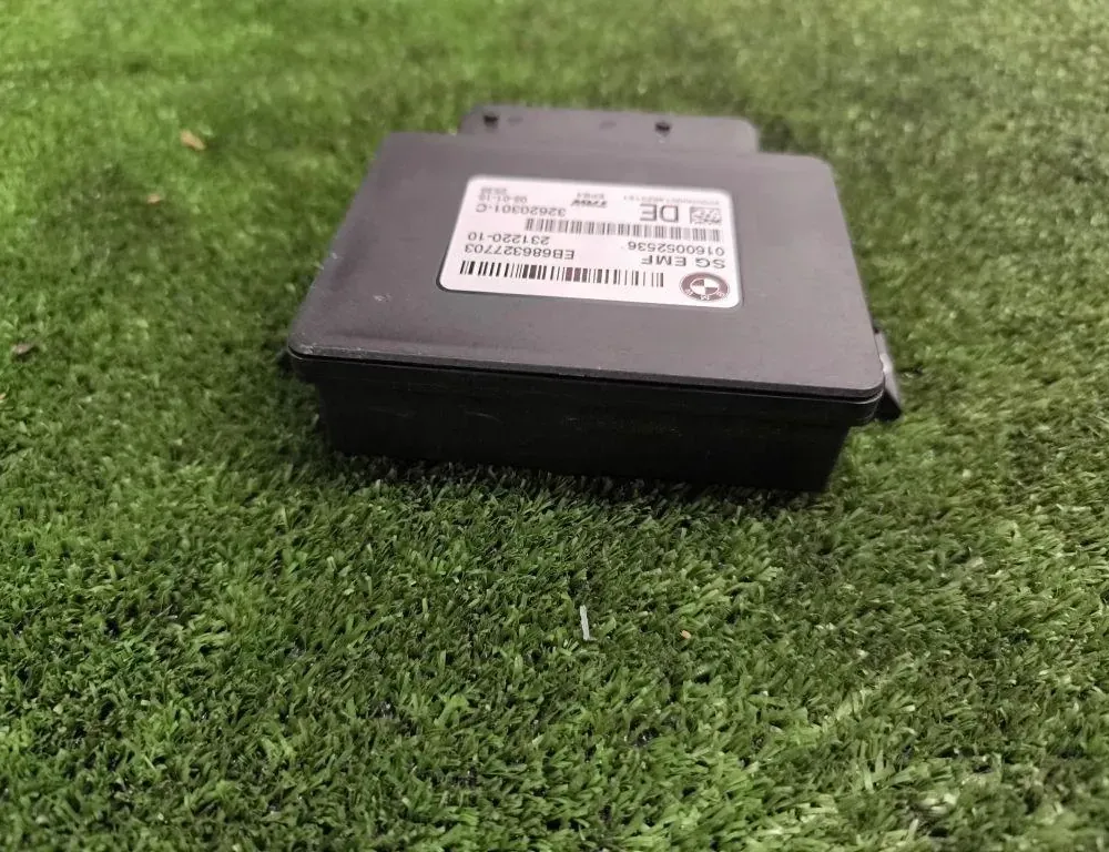 BMW 5 Series F10/F11 (2009-2017) Jednotka ovládania ručnej brzdy 0160052536,686327703 34246374