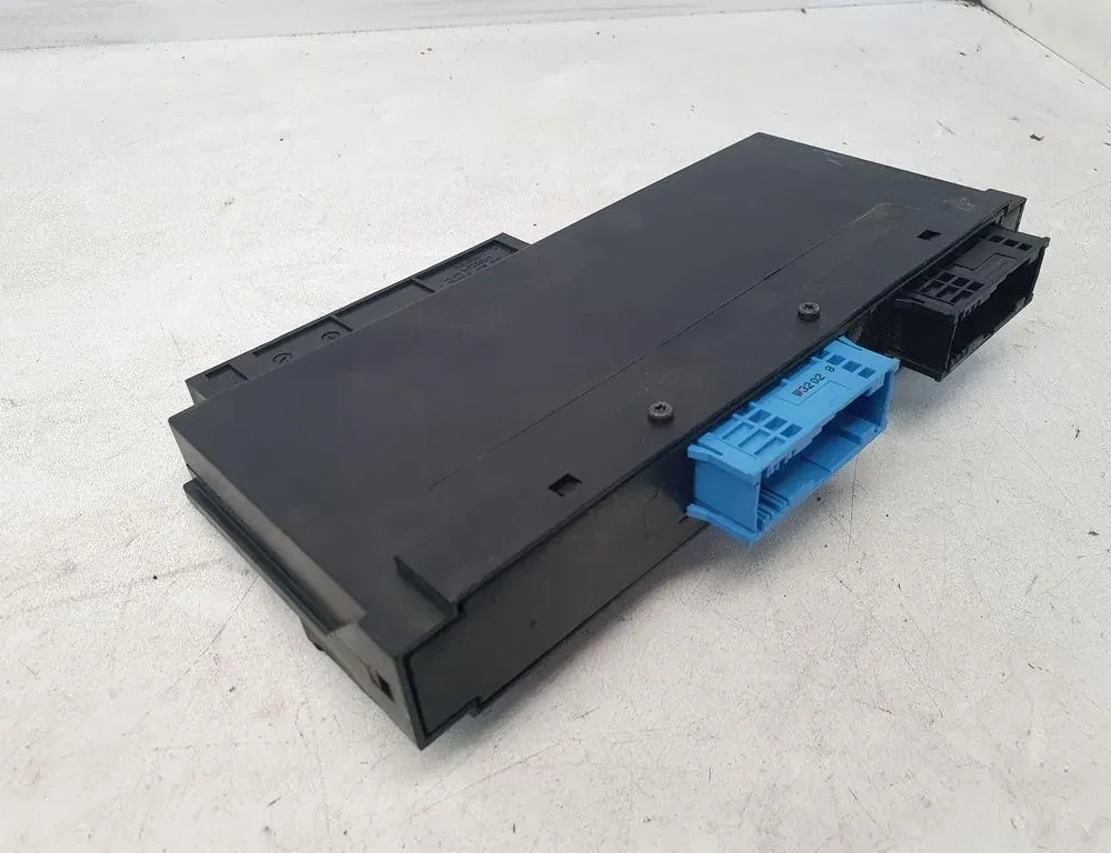 BMW 3 Series E90/E91/E92/E93 (2004-2013) Komfortná ovládacia jednotka 532425014,9669705634,6135917798701 34235189