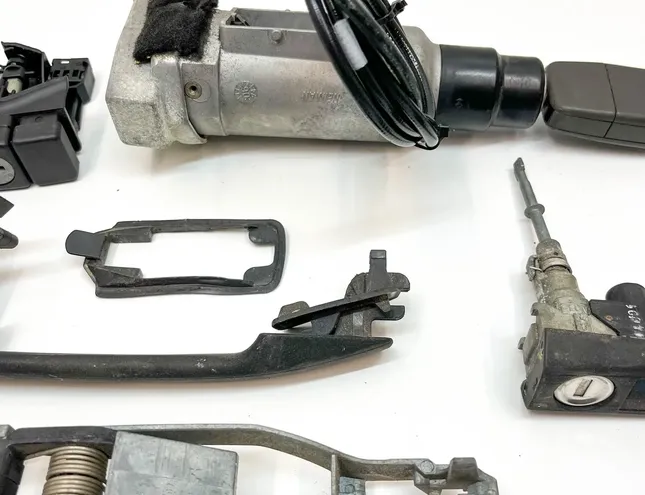 MERCEDES-BENZ SL-Class R129 (1989-2001) Комплект зажигания A1294600104,A1297600170,A1297660001,A1297600034 33519820