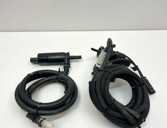 MERCEDES-BENZ SL-Class R231 (2012-2020) Washer Tank Motor A2108691221,A2318602392,A2318602592 33567225