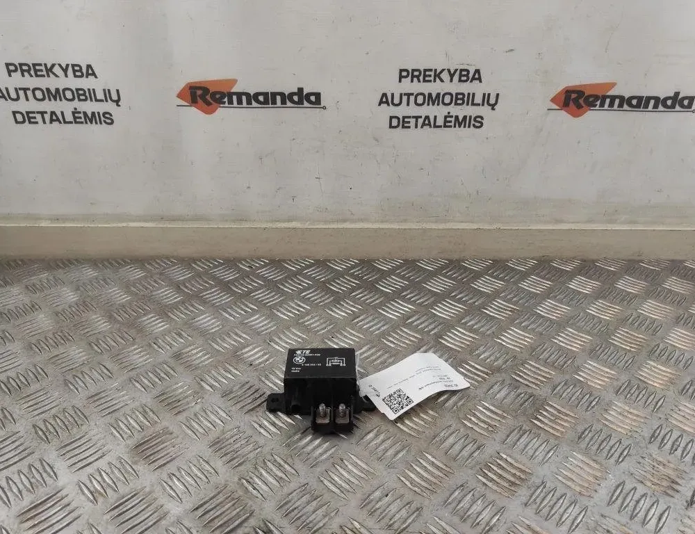 BMW X3 G01 (2017-2024) Coolant fan relay 9198302 31596120