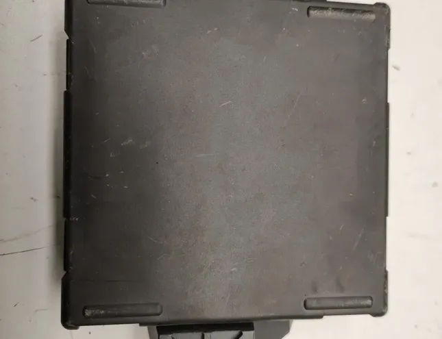 MERCEDES-BENZ C-Class W204/S204/C204 (2004-2015) Блок управления дверей левый задний A2048200526,A2044422432,A2048707726 22326096